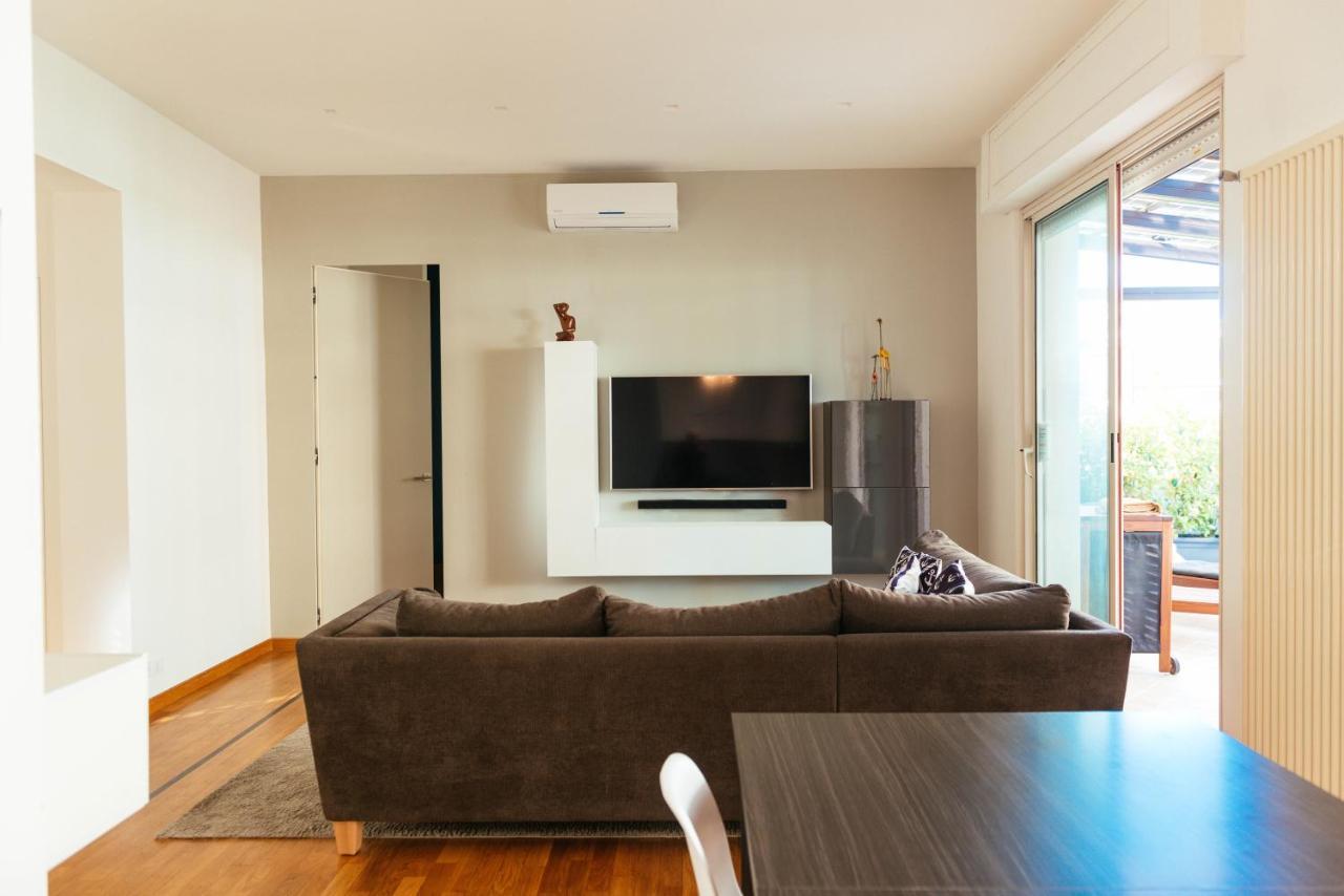Luxury Penthouse With Sea View - City Center Pescara Eksteriør bilde